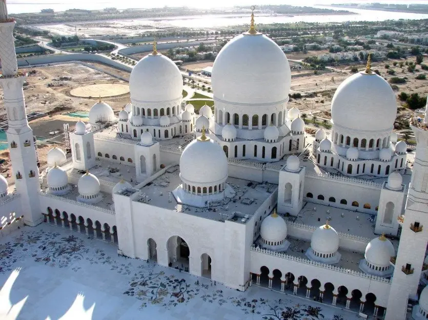 Abu Dhabi Essence : Private Full Day Tour