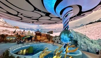 Sea World central hub