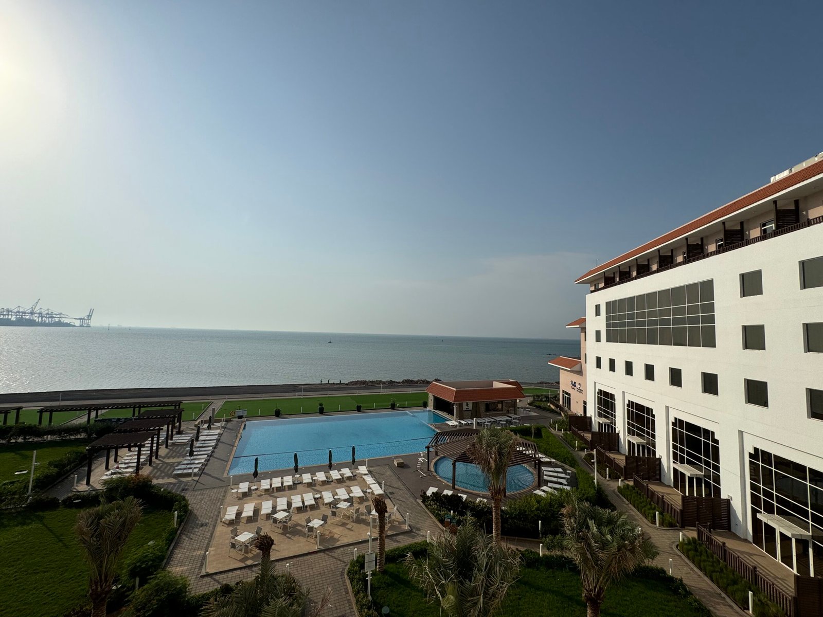 Ayla Grand Hotel Djibouti Pool